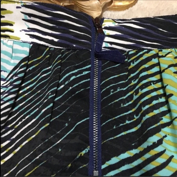 Loft Peacock Aline Mini Skirt Exposed Zipper 2P - Picture 9 of 9